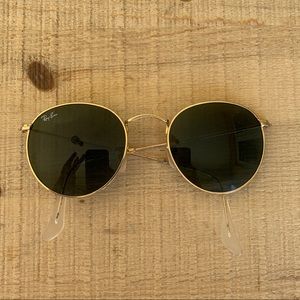 ROUND METAL RAYBANS (USED)